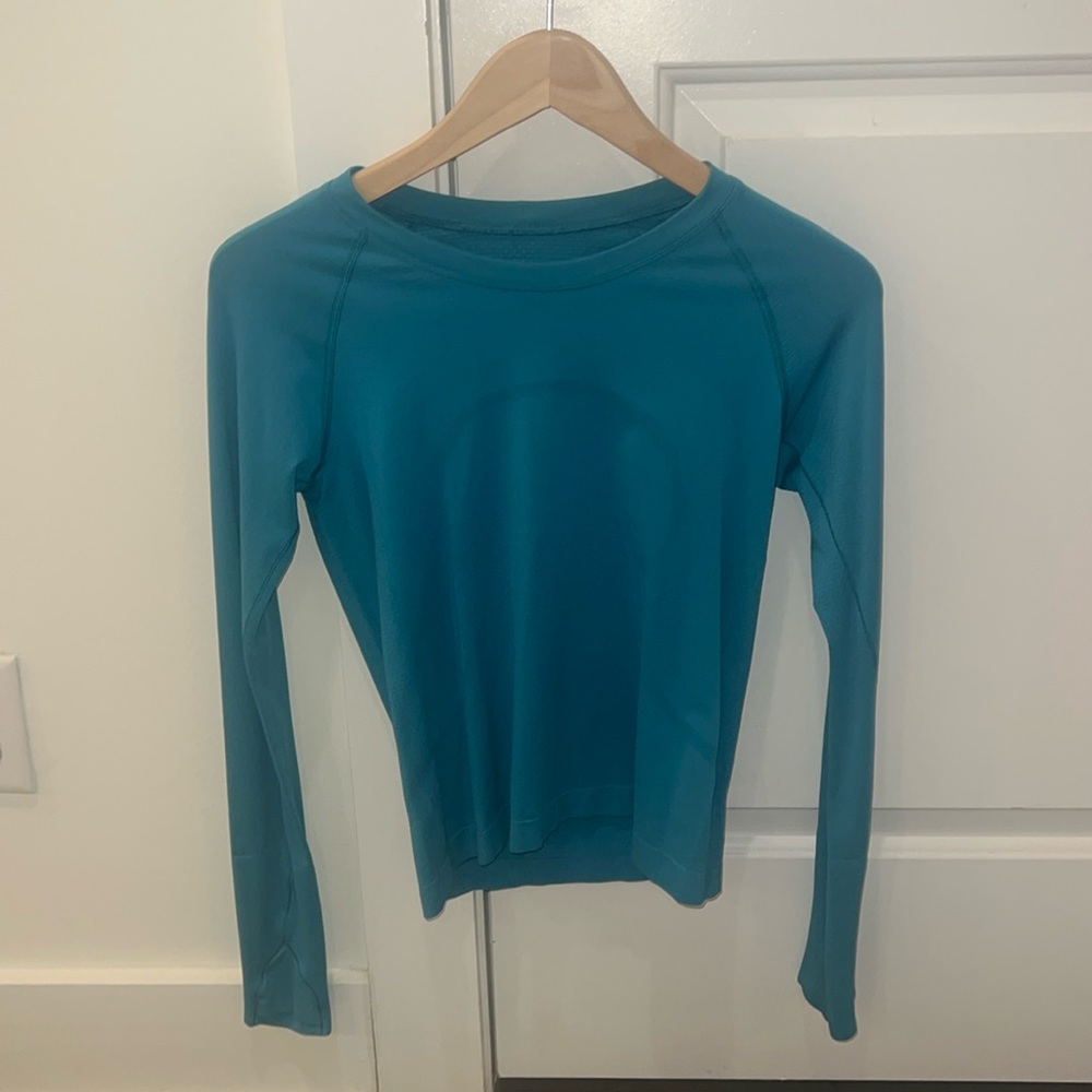 Lululemon Swiftly Tech Long Sleeve, Race Length, Size 6
